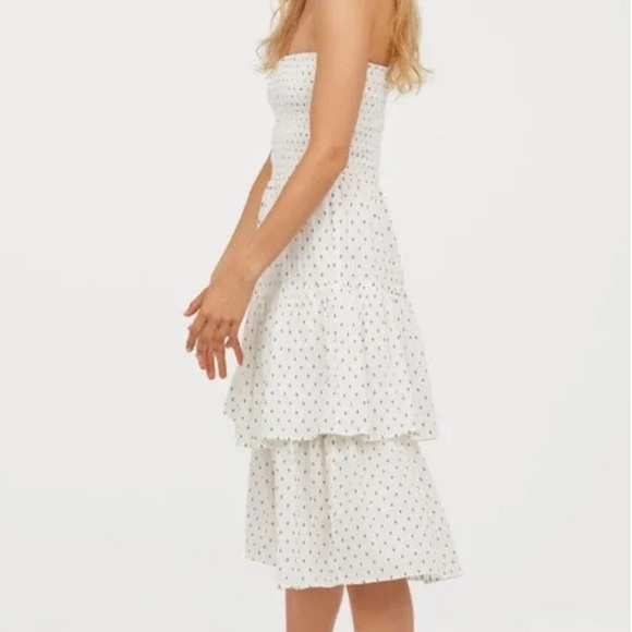 H&M smocked strapless flounced dress polka dot - Picture 3 of 6